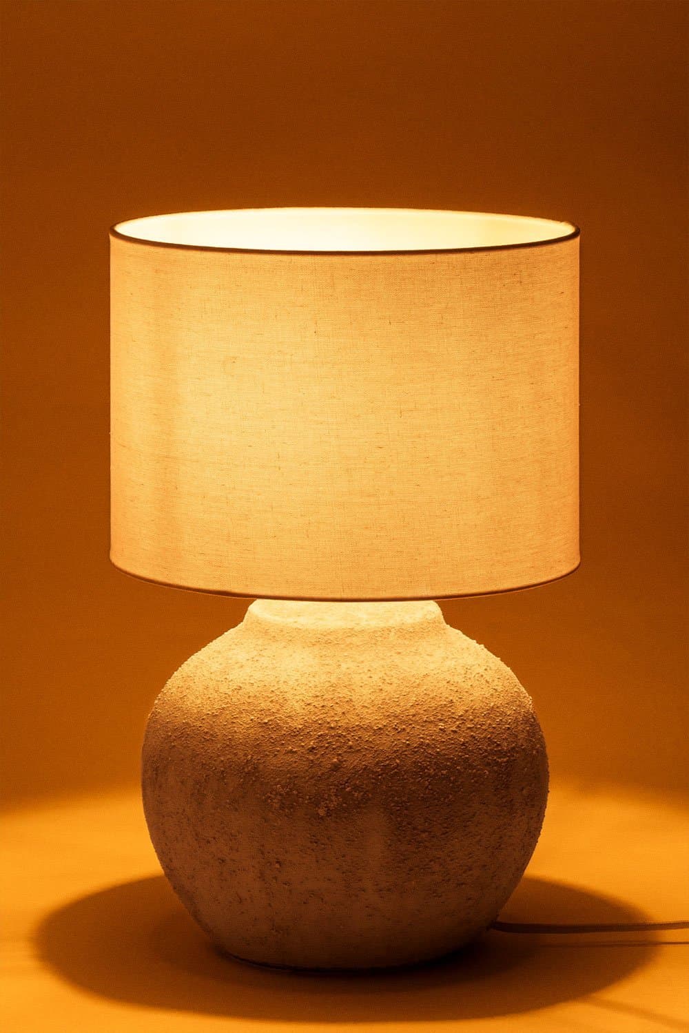 Aloia linnen en terracotta tafellamp, galerij beeld 4