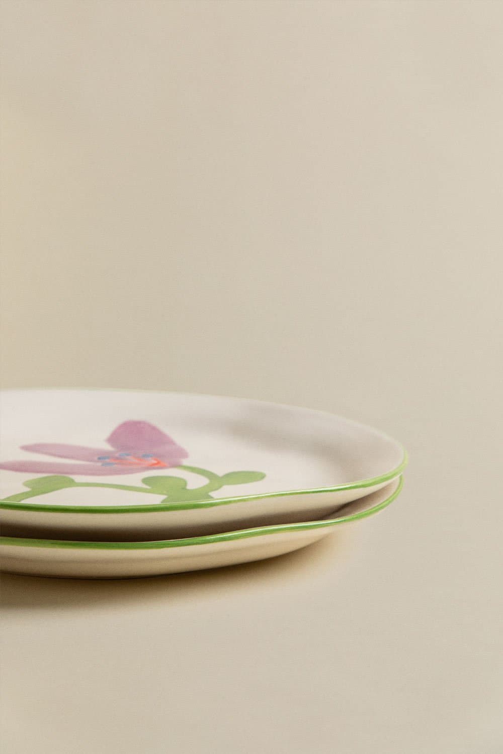 Set van 2 dessertborden van Marneda-steengoed, galerij beeld 4