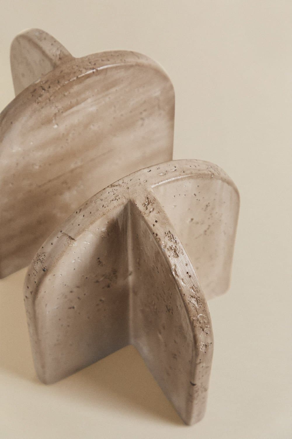 Set van 2 Kirelo boekensteunen van cement, galerij beeld 3