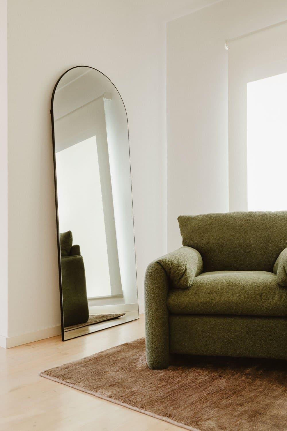 Wandspiegel 50x150 cm in aluminium Naruvy, galerij beeld 1