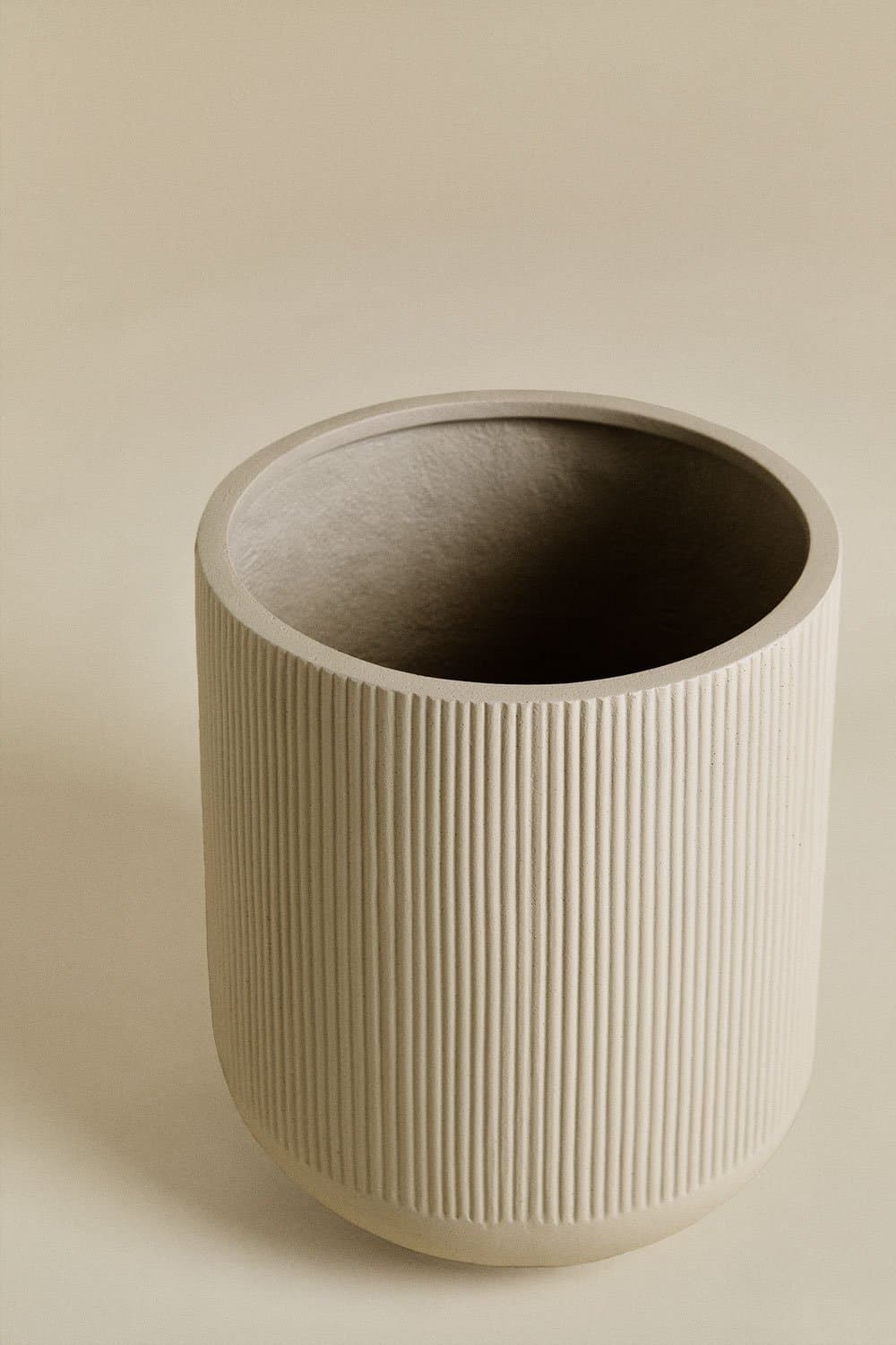 Bloempot in polyresin Raiden, galerij beeld 5