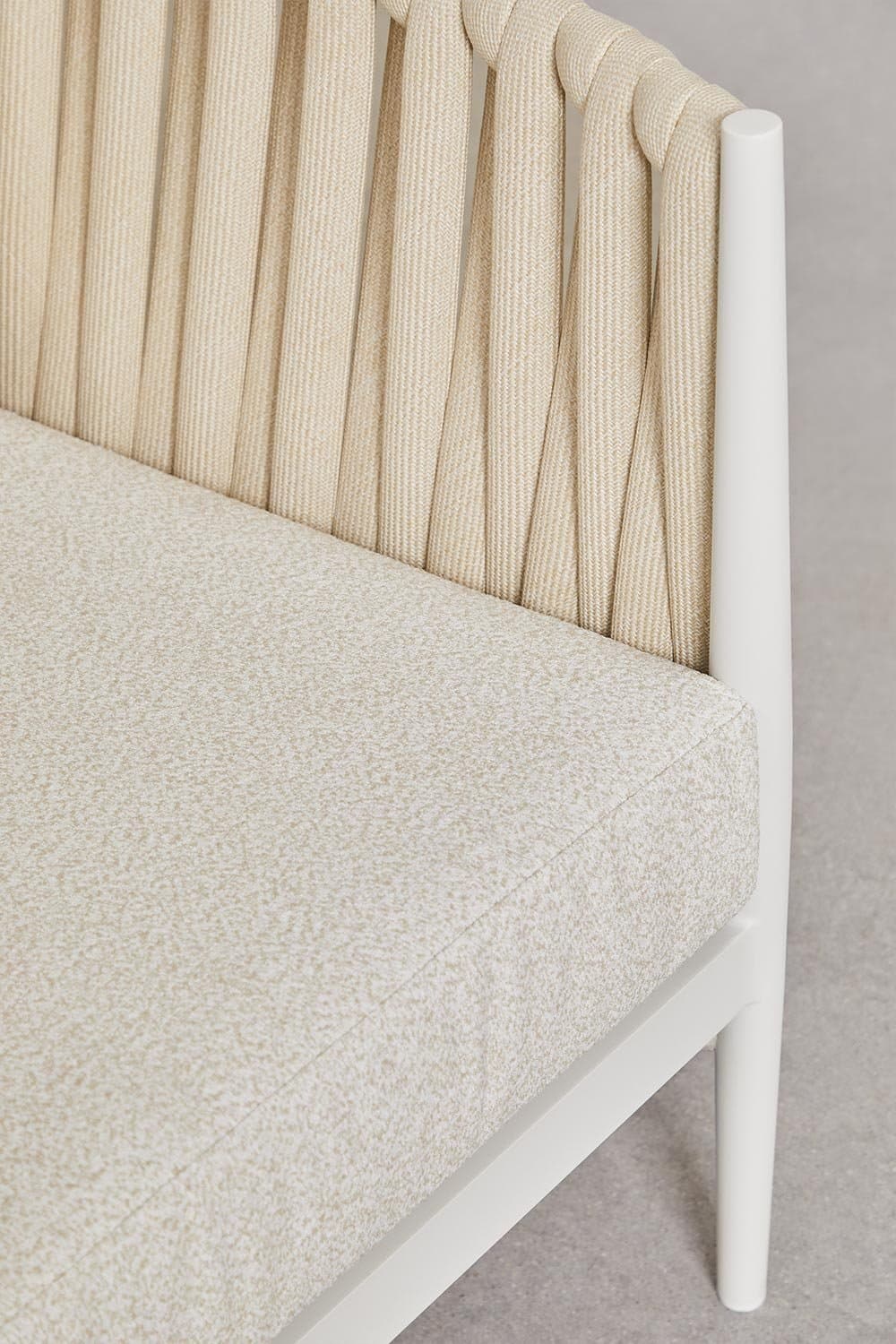 Sereilen tuinfauteuil in aluminium en bouclé stof, galerij beeld 6