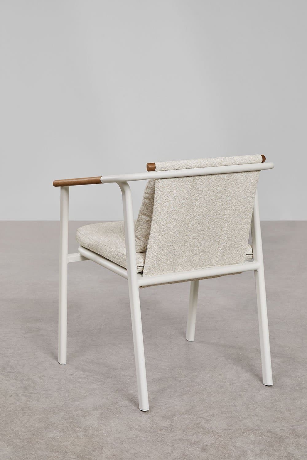 Ronde tafelset Arken, Ø120 cm, in keramiek en aluminium, en 4 Yervin tuinstoelen met armleuningen, in aluminium en bouclé stof., galerij beeld 7