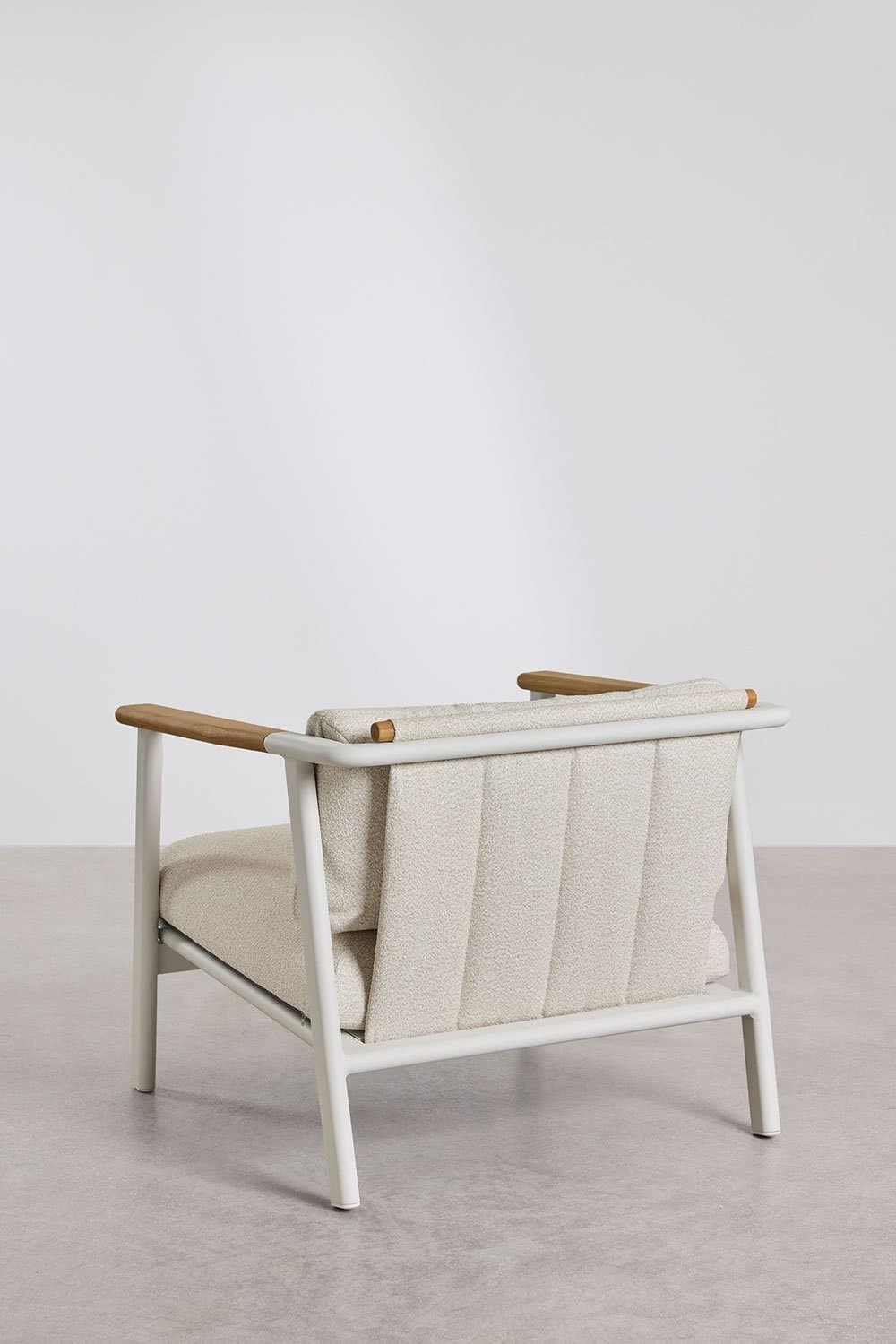 Tuinset met 3-zits bank in bouclé stof, 2 salontafels en 2 fauteuils in aluminium Yervin, galerij beeld 9