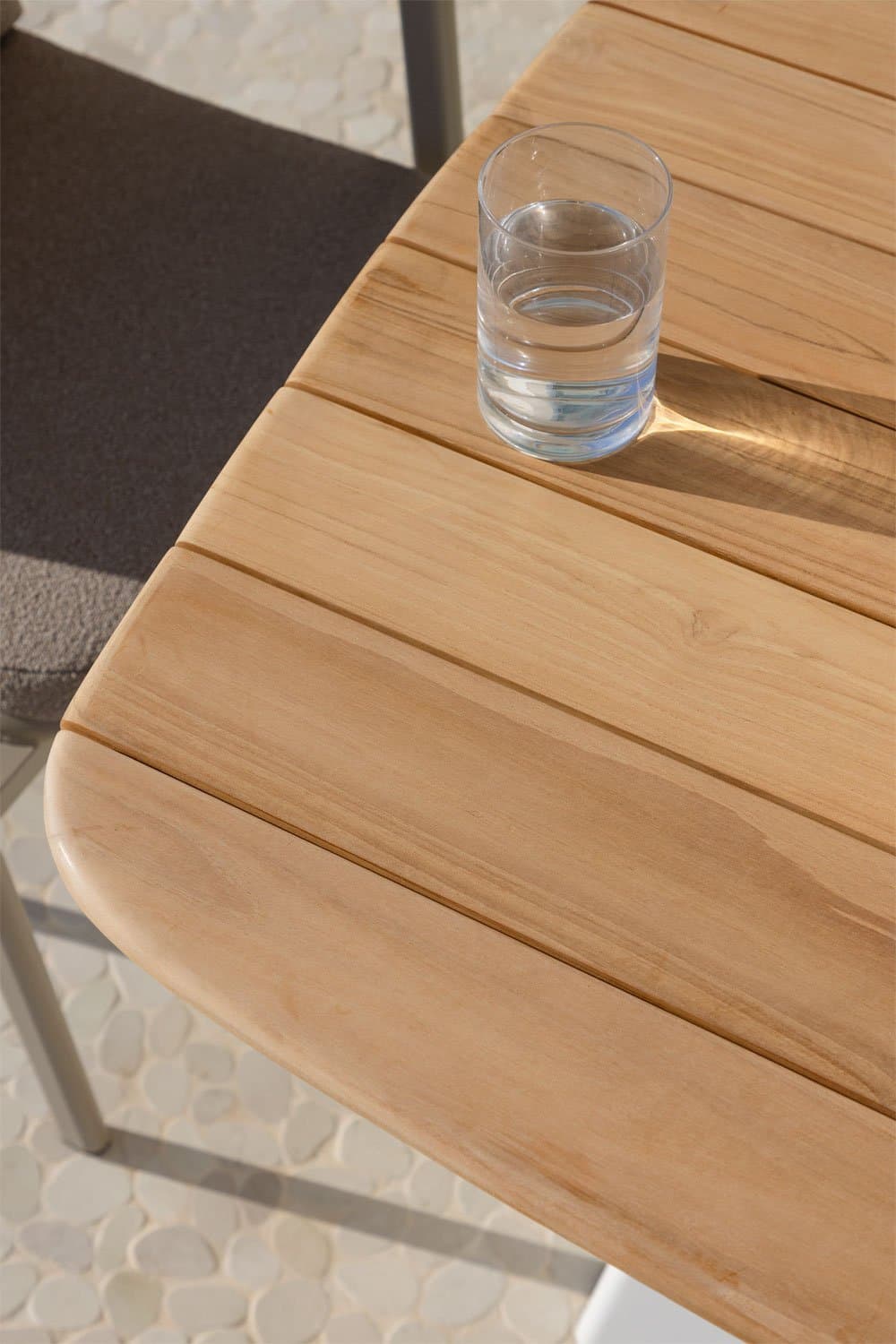 Tuin tafel van aluminium en teakhout Inkeri, galerij beeld 2