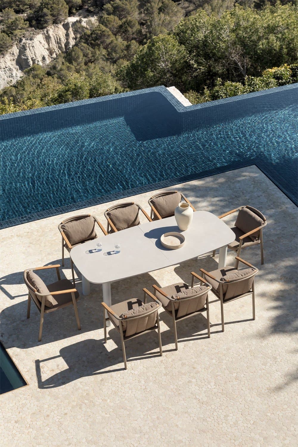 Rechthoekige tuintafel 220-280x100 cm uitschuifbaar in keramiek en aluminium Zinti, galerij beeld 1